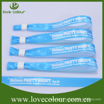 Fast sample time cheap custom fabric cloth thin wristband